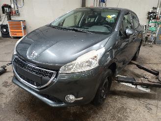 Dezmembrări autoturisme Peugeot 208 208 I (CA/CC/CK/CL) Hatchback 1.2 Vti 12V PureTech 82 (EB2F(HMZ)) [60k=
W]  (03-2012/12-2019) 2013/5