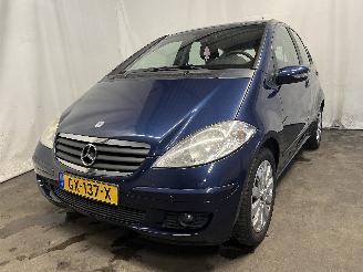 Schadeauto Mercedes A-klasse A (W169) Hatchback 1.5 A-150 (M266.920) [70kW]  (09-2004/06-2012) 2005/11