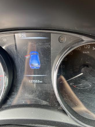 Nissan Qashqai Qashqai (J11) SUV 1.2 DIG-T 16V (HRA2DDT) [85kW]  (11-2013/08-2018) picture 2