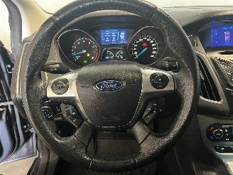 Ford Focus Focus 3 Hatchback 1.0 Ti-VCT EcoBoost 12V 100 (M2DA(Euro 5)) [74kW]  (=
02-2012/05-2018) picture 13
