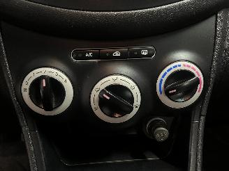 Hyundai I-10 i10 (F5) Hatchback 1.1i 12V (G4HG) [49kW]  (01-2008/12-2013) picture 19