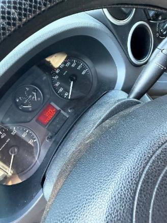 Citroën Berlingo Berlingo Van 1.6 HDi 90 (DV6DTED(9HF)) [66kW]  (07-2010/06-2018) picture 2