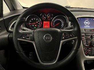 Opel Astra Astra J (PC6/PD6/PE6/PF6) Hatchback 5-drs 1.6 16V (A16XER(Euro 5)) [85=
kW]  (12-2009/10-2015) picture 23