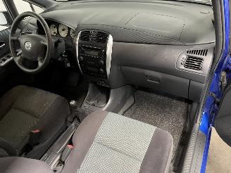 Mazda Premacy Premacy MPV 1.8 16V (FPE1) [74kW]  (07-1999/03-2005) picture 9