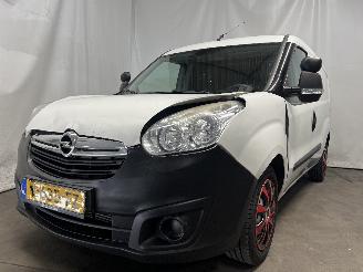 uszkodzony samochody osobowe Opel Combo Combo Van 1.6 CDTI 16V (A16FDH(Euro 5)) [77kW]  (02-2012/12-2018) 2017/4
