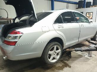 Mercedes S-klasse S (W221) Sedan 3.0 S-320 CDI 24V (OM642.930) [173kW]  (12-2005/06-2009=
) picture 3