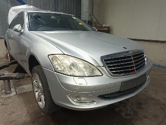 Mercedes S-klasse S (W221) Sedan 3.0 S-320 CDI 24V (OM642.930) [173kW]  (12-2005/06-2009=
) picture 2