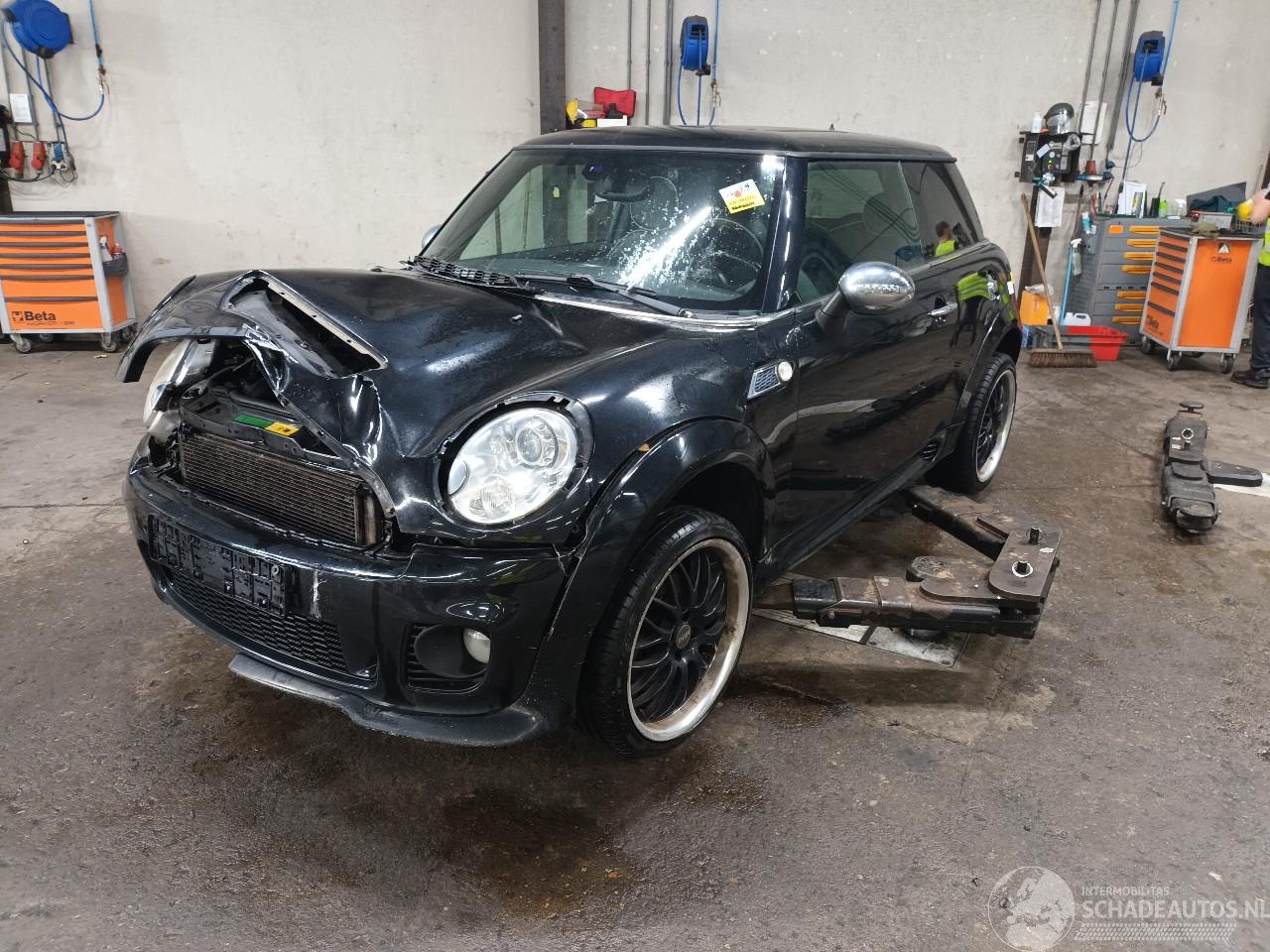 Mini Mini Mini (R56) Hatchback 1.6 Cooper D 16V (DV6TED4(9HZ)) [80kW]  (11-2006/=
09-2010)