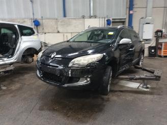 Vrakbiler auto Renault Mégane Megane III Grandtour (KZ) Combi 5-drs 1.5 dCi 110 (K9K-836(K9K-J8)) [8=
1kW]  (02-2009/04-2016) 2011/2
