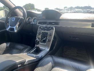 Volvo V-70 V70 (BW) Combi 1.6 T4 16V (B4164T) [132kW]  (10-2010/12-2015) picture 11