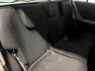 Toyota Yaris Yaris II (P9) Hatchback 1.33 16V Dual VVT-I (1NRFE) [74kW]  (11-2008/1=
2-2011) picture 17