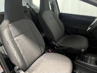 Volkswagen Up! Up! (121) Hatchback 1.0 12V 75 (CWRA) [55kW]  (08-2011/11-2019) picture 13