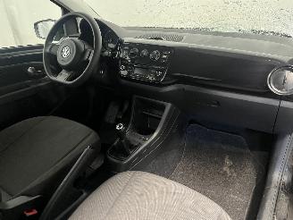 Volkswagen Up! Up! (121) Hatchback 1.0 12V 75 (CWRA) [55kW]  (08-2011/11-2019) picture 14