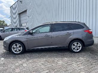 Ford Focus Focus 3 Wagon Combi 1.0 Ti-VCT EcoBoost 12V 125 (M1DA(Euro 5)) [92kW] =
 (02-2012/05-2018) picture 3