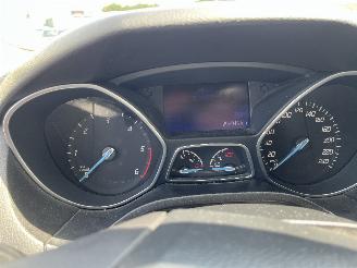 Ford Focus Focus 3 Wagon Combi 1.6 TDCi ECOnetic (NGDB) [77kW]  (05-2012/05-2018)= picture 20