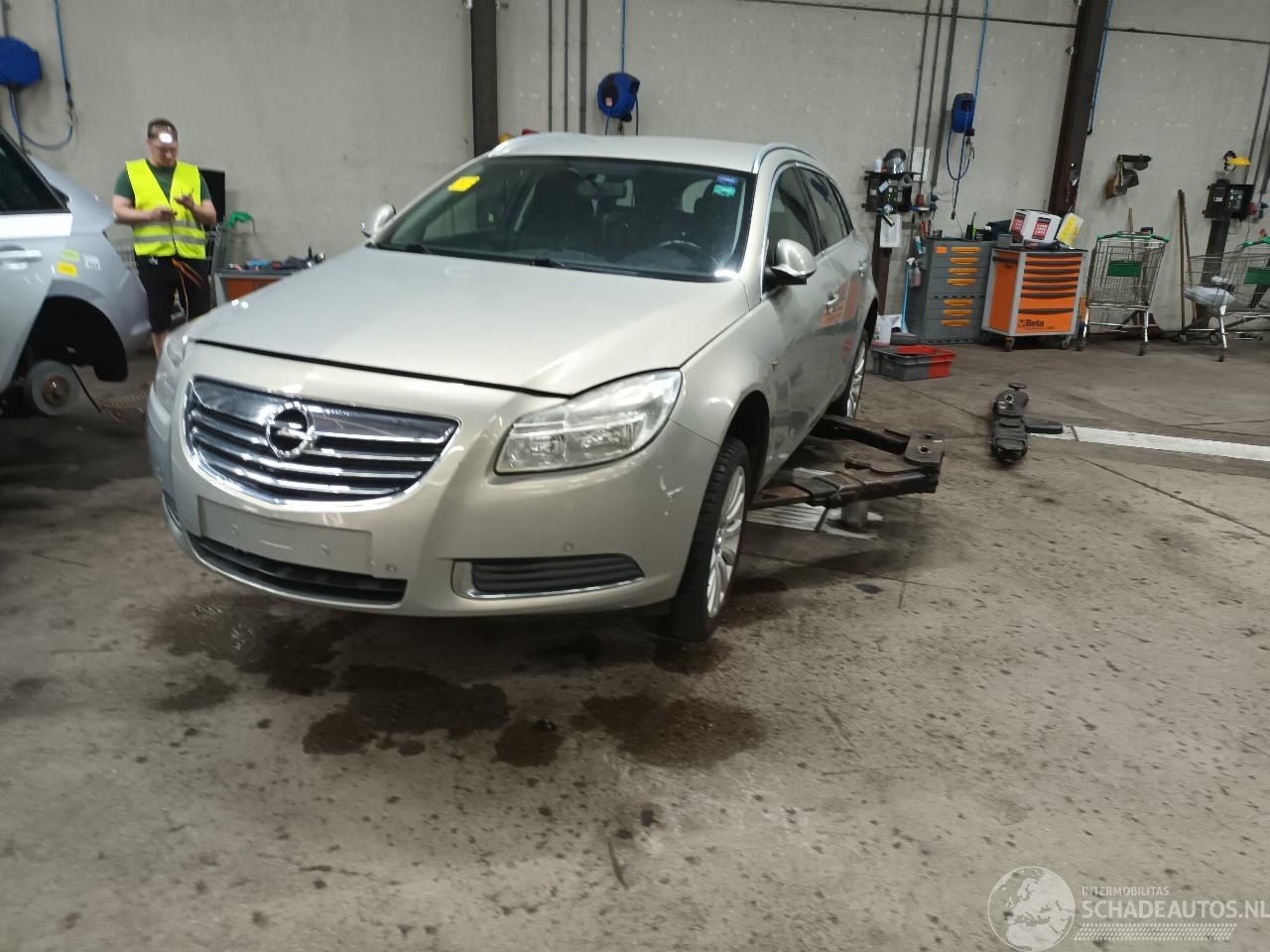 Opel Insignia Insignia Sports Tourer Combi 2.0 CDTI 16V 110 Ecotec (A20DTC) [81kW]  =
(07-2008/...)