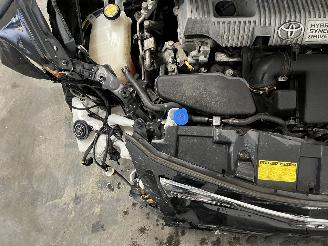 Toyota Auris Auris (E15) Hatchback 1.8 16V HSD Full Hybrid (2ZRFXE) [100kW]  (09-20=
10/09-2012) picture 39