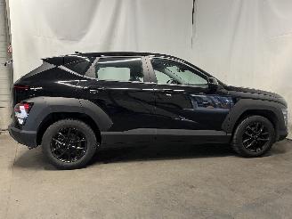 Hyundai Kona Kona (SX2) SUV 1.0 T-GDI 12V Hybrid 48V (G3LF) [74kW]  (04-2023/...) picture 7