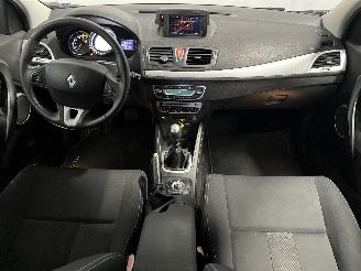 Renault Mégane Megane III Grandtour (KZ) Combi 5-drs 1.6 16V (K4M-858(K4M-R8)) [81kW]=
  (05-2009/08-2015) picture 15
