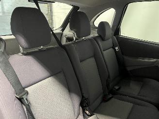 Nissan Almera Almera Tino (V10M) MPV 1.8 16V (QG18DE) [85kW]  (12-2002/02-2006) picture 10