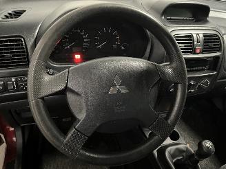 Mitsubishi Space-star Space Star (DG) MPV 1.6 16V (4G18) [72kW]  (01-2001/12-2004) picture 14