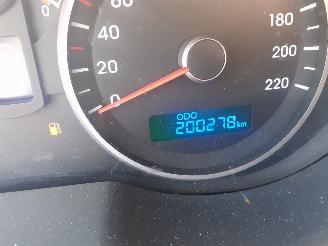 Hyundai I-20 i20 Hatchback 1.2i 16V (G4LA) [63kW]  (03-2012/12-2015) picture 2