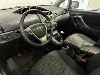 Toyota Verso Verso MPV 1.8 16V VVT-i (2ZRFAE) [108kW]  (04-2009/08-2018) picture 13