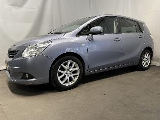Toyota Verso Verso MPV 1.8 16V VVT-i (2ZRFAE) [108kW]  (04-2009/08-2018) picture 3