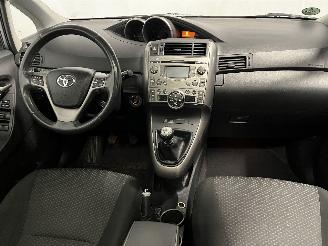 Toyota Verso Verso MPV 1.8 16V VVT-i (2ZRFAE) [108kW]  (04-2009/08-2018) picture 12
