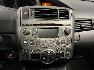 Toyota Verso Verso MPV 1.8 16V VVT-i (2ZRFAE) [108kW]  (04-2009/08-2018) picture 19