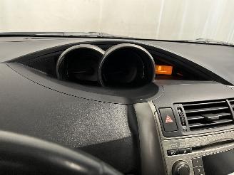 Toyota Verso Verso MPV 1.8 16V VVT-i (2ZRFAE) [108kW]  (04-2009/08-2018) picture 16