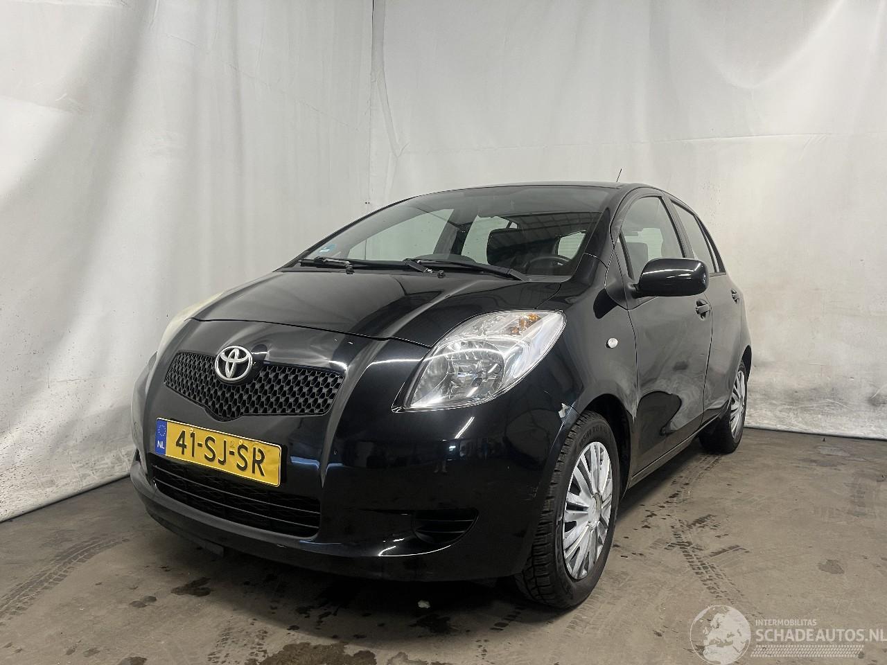 Toyota Yaris Yaris II (P9) Hatchback 1.3 16V VVT-i (2SZFE) [64kW]  (08-2005/11-2010=
)