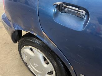 Nissan Micra Micra (K11) Hatchback 1.3 LX,SLX 16V (CG13DE) [55kW]  (08-1992/09-2000=
) picture 9