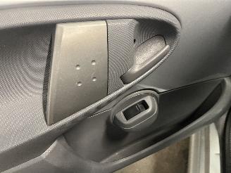 Toyota Aygo Aygo (B10) Hatchback 1.0 12V VVT-i (1KR-FE) [50kW]  (07-2005/05-2014) picture 15