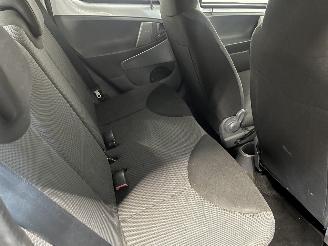 Toyota Aygo Aygo (B10) Hatchback 1.0 12V VVT-i (1KR-FE) [50kW]  (07-2005/05-2014) picture 11