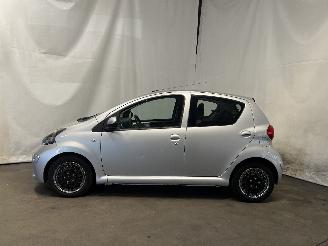 Toyota Aygo Aygo (B10) Hatchback 1.0 12V VVT-i (1KR-FE) [50kW]  (07-2005/05-2014) picture 3