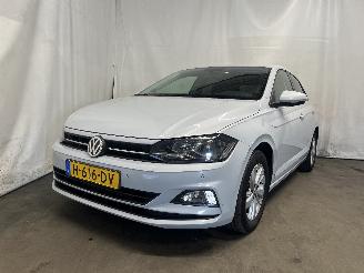 Auto incidentate Volkswagen Polo Polo VI (AW1) Hatchback 5-drs 1.0 TSI 12V (DUSB) [70kW]  (06-2017/...)= 2020/1