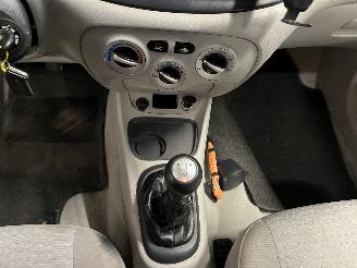 Hyundai Accent Accent Sedan 1.4i 16V (G4EE) [71kW]  (11-2005/02-2010) picture 16