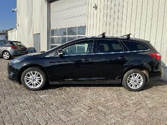Ford Focus Focus 3 Wagon Combi 1.0 Ti-VCT EcoBoost 12V 125 (M1DA(Euro 5)) [92kW] =
 (02-2012/05-2018) picture 3