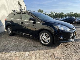 Ford Focus Focus 3 Wagon Combi 1.0 Ti-VCT EcoBoost 12V 125 (M1DA(Euro 5)) [92kW] =
 (02-2012/05-2018) picture 5