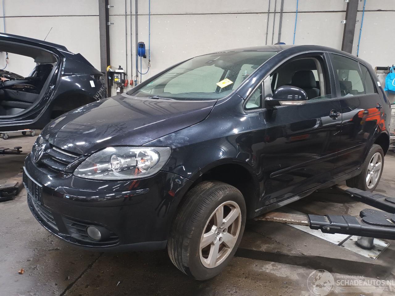 Volkswagen Golf Golf Plus (5M1/1KP) MPV 1.4 TSI 122 16V (CAXA(Euro 5)) [90kW]  (06-200=
7/12-2013)