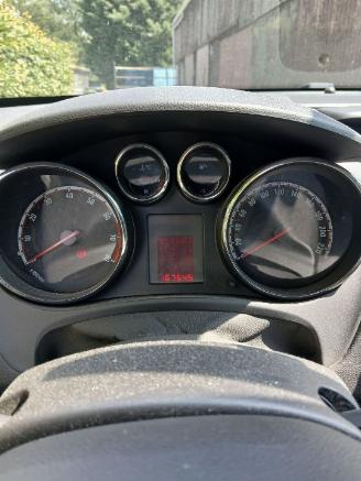 Opel Meriva Meriva (B) MPV 1.4 Turbo 16V ecoFLEX (A14NEL(Euro 5)) [88kW]  (06-2010=
/03-2017) picture 3