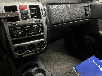 Hyundai Getz Getz Hatchback 1.6i 16V (G4ED) [77kW]  (09-2002/09-2005) picture 22