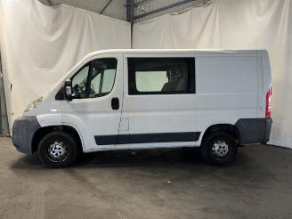 Peugeot Boxer Boxer (U9) Van 2.2 HDi 100 Euro 4 (22DT(4HV)) [74kW]  (04-2006/12-2011=
) picture 3