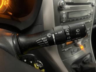 Toyota Auris Auris (E15) Hatchback 1.6 Dual VVT-i 16V (1ZRFE) [91kW]  (03-2007/09-2=
012) picture 15