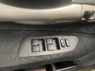 Toyota Auris Auris (E15) Hatchback 1.6 Dual VVT-i 16V (1ZRFE) [91kW]  (03-2007/09-2=
012) picture 13