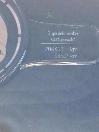 Renault Mégane Megane III Grandtour (KZ) Combi 5-drs 1.4 16V TCe 130 (H4J-700(H4J-A7)=
) [96kW]  (05-2009/02-2016) picture 2