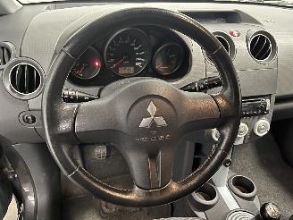 Mitsubishi Colt Colt (Z2/Z3) Hatchback 1.3 16V (4A90) [70kW]  (06-2004/06-2012) picture 14