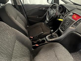 Opel Astra Astra J (PC6/PD6/PE6/PF6) Hatchback 5-drs 1.4 16V ecoFLEX (B14XER(Euro=
 6)) [74kW]  (12-2009/10-2015) picture 9
