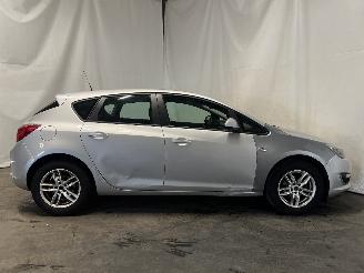 Opel Astra Astra J (PC6/PD6/PE6/PF6) Hatchback 5-drs 1.4 16V ecoFLEX (B14XER(Euro=
 6)) [74kW]  (12-2009/10-2015) picture 7